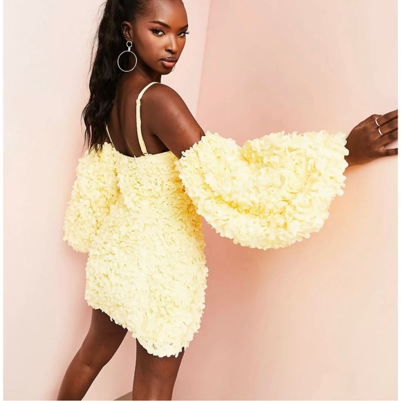 ASOS LUXE 3D flower mini dress with puff sleeves in pastel yellow Size 8 - Picture 3 of 8